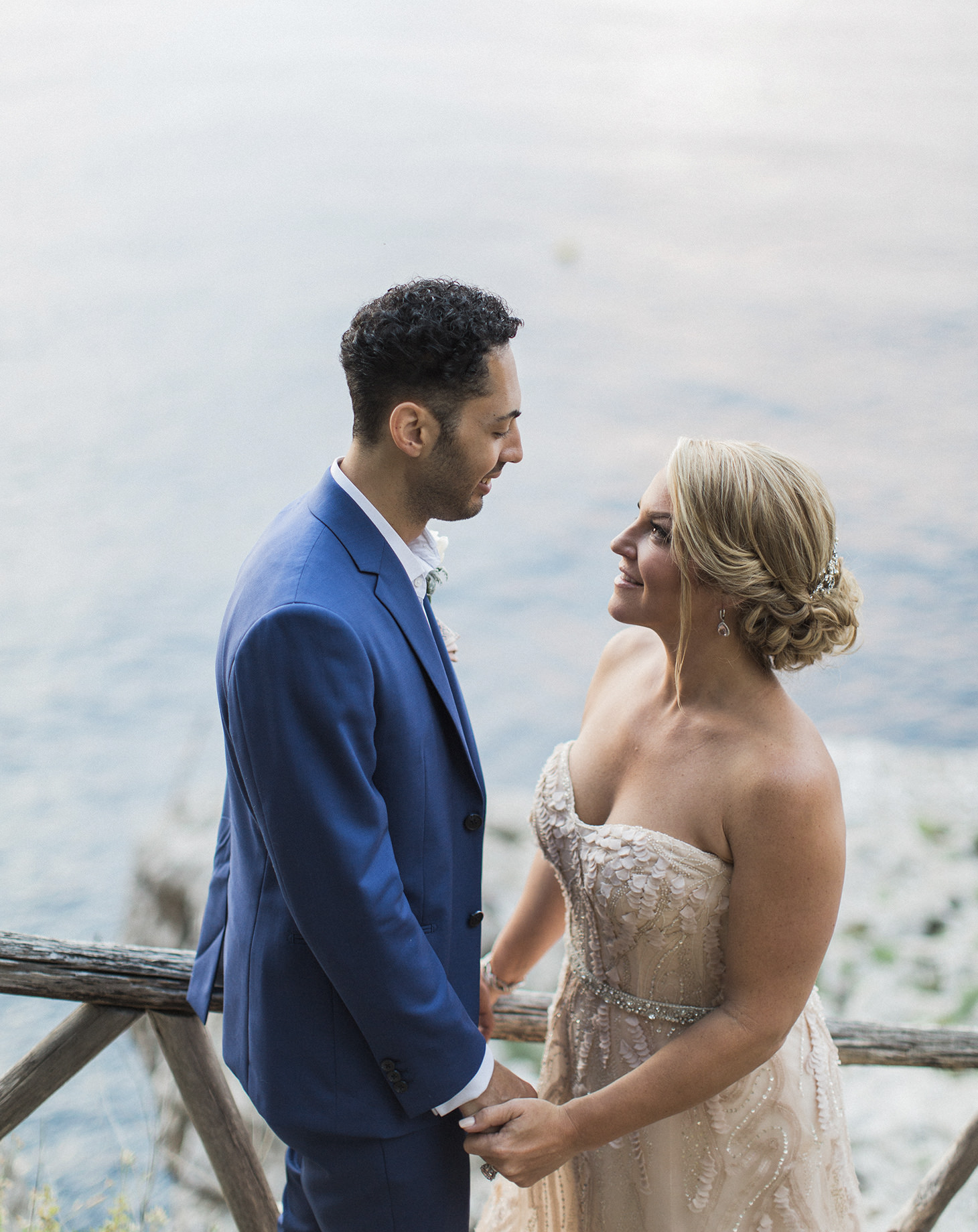 <p>Taryn and Brendan, outdoor wedding in Capri</p>