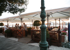 Bar with view over the city of Venice