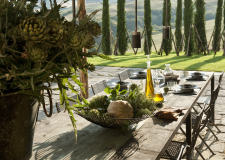 Dining outdoors with view over the countryside