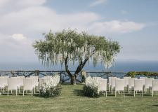 Outdoor wedding ceremony in Ravello