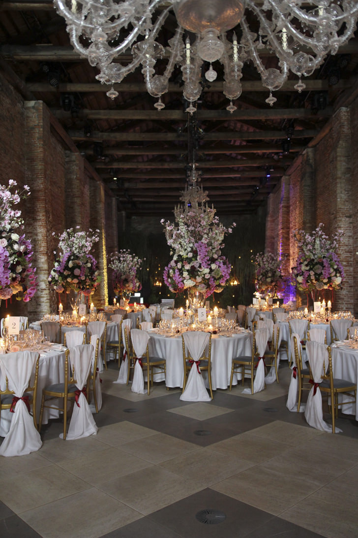 Round tables for wedding reception at Hotel Cipriani