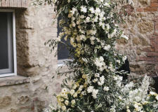 Flower arch for symbolic wedding