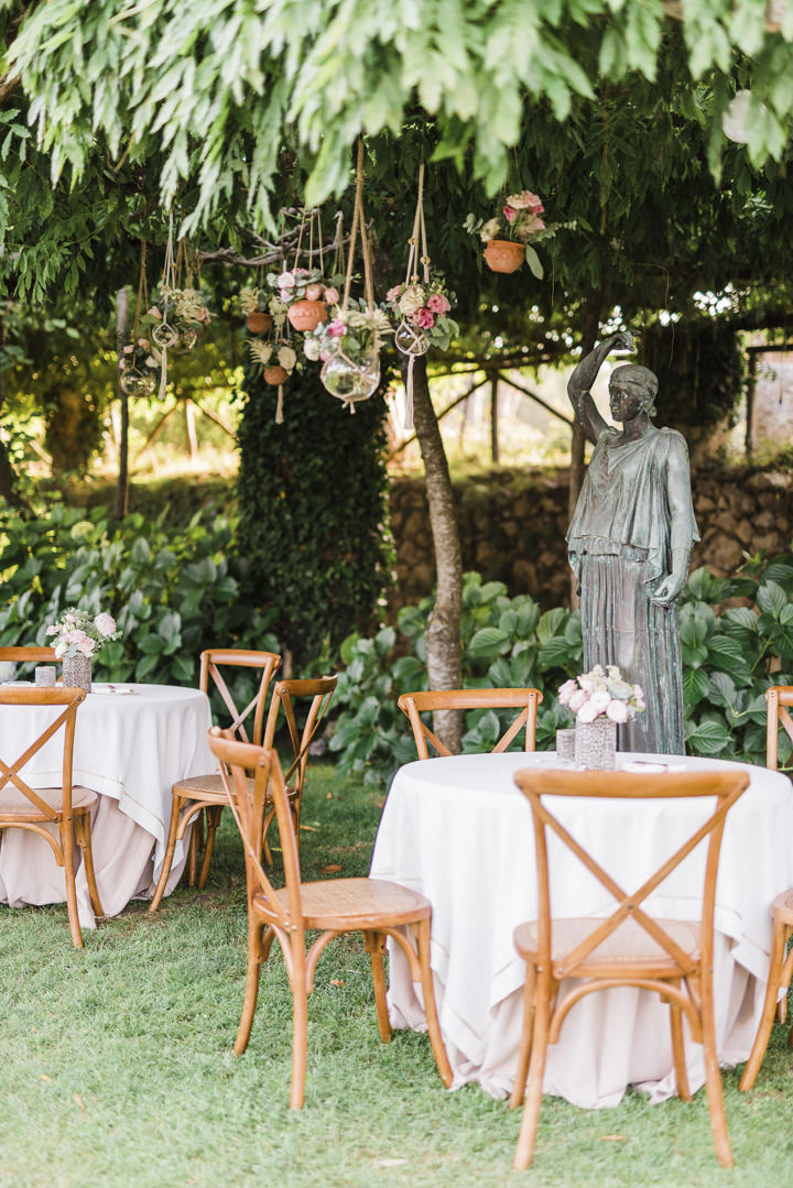 Wedding cocktail at Villa Cimbrone