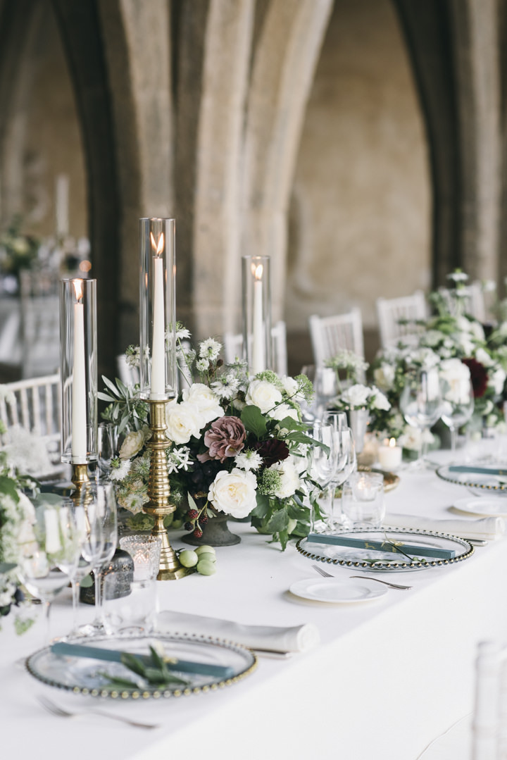 Table setting for Ravello wedding reception
