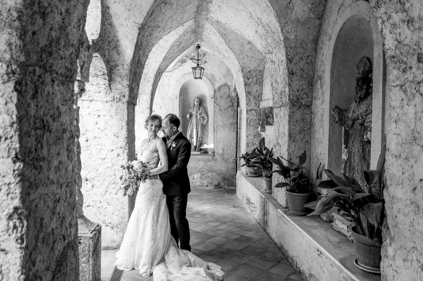 Bride and groom at Villa Cimbrone