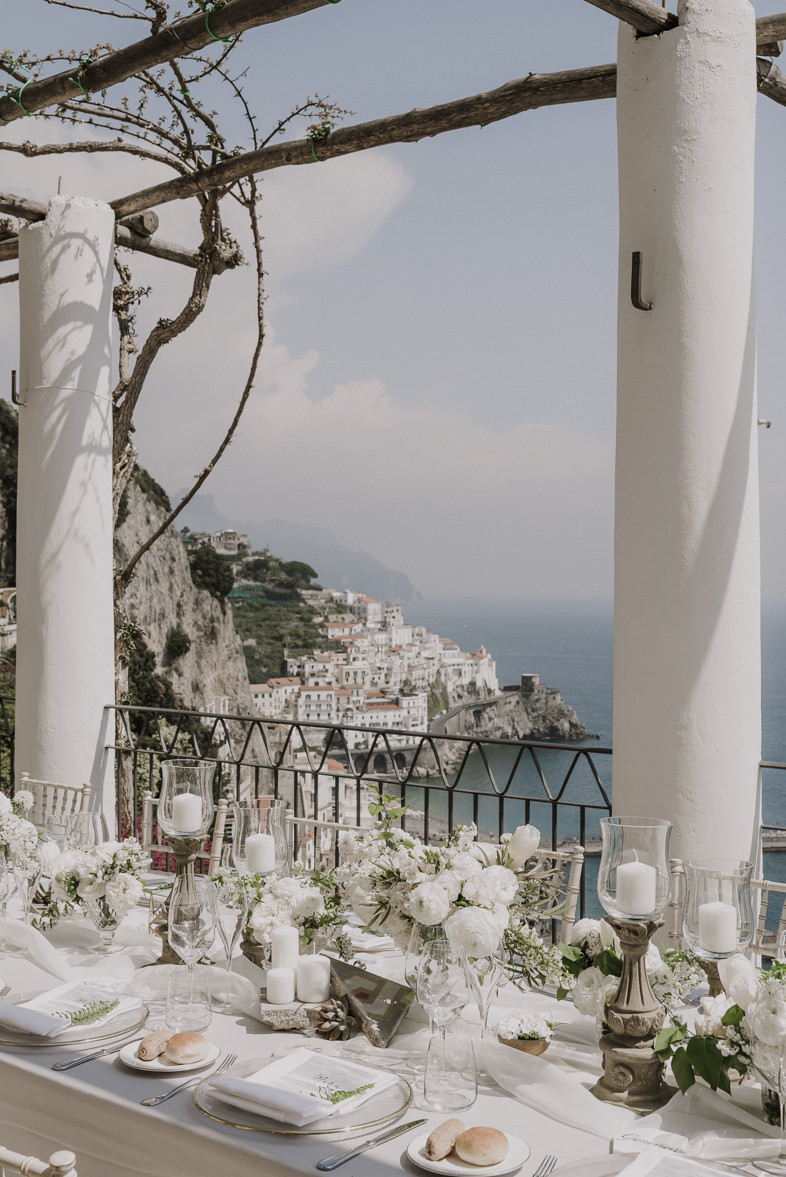Outdoor wedding reception in Amalfi