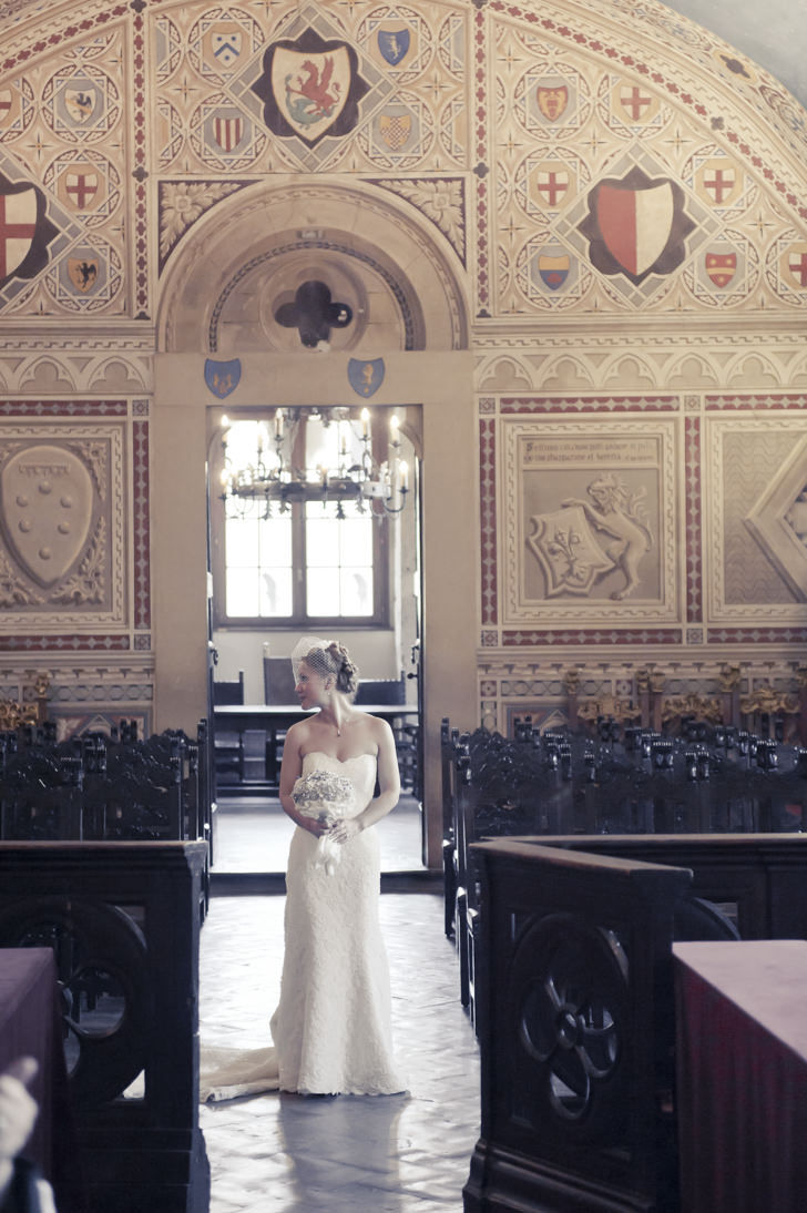 Civil wedding in Volterra