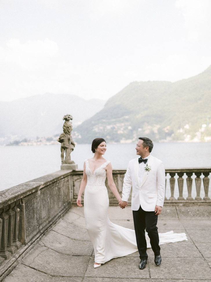 Bridal couple on Lake Como