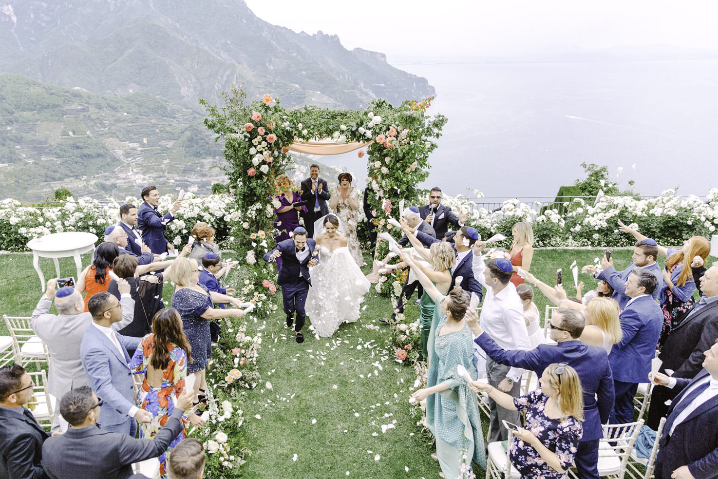 Outdoor wedding ceremony at Villa Cimbrone