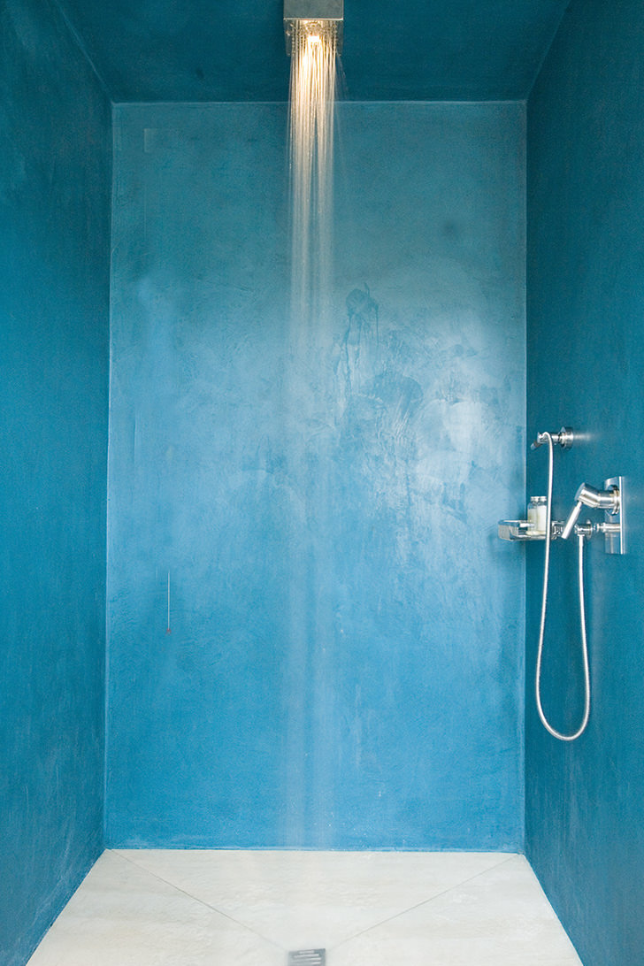 Turquoise bathroom