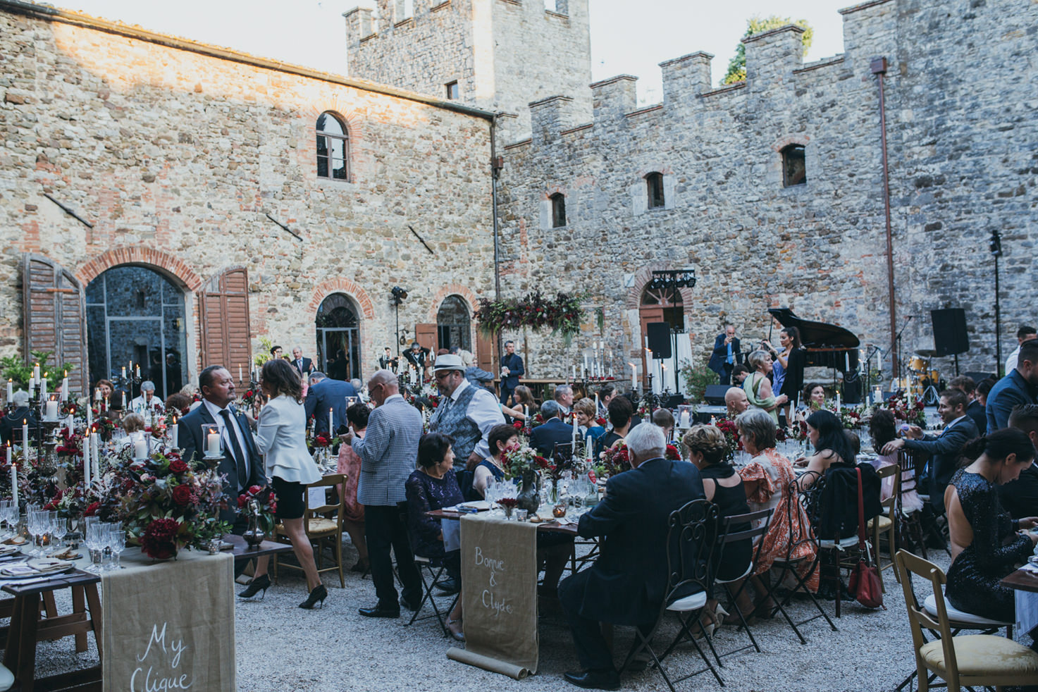 Wedding banquet at Castello di Modanella