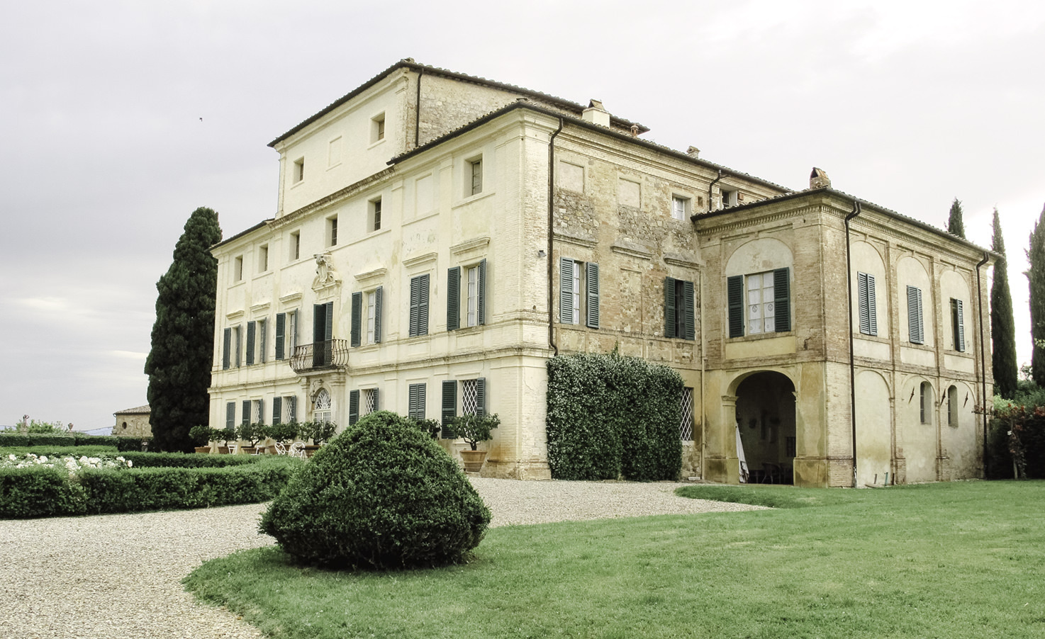 Villa di Geggiano for weddings in Siena