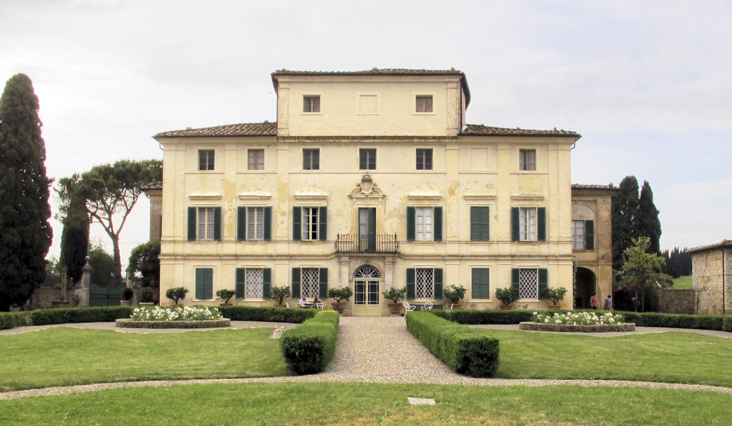 Façade of Villa di Geggiano