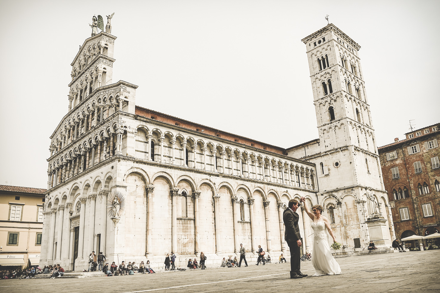 Destination wedding in Lucca, Tuscany