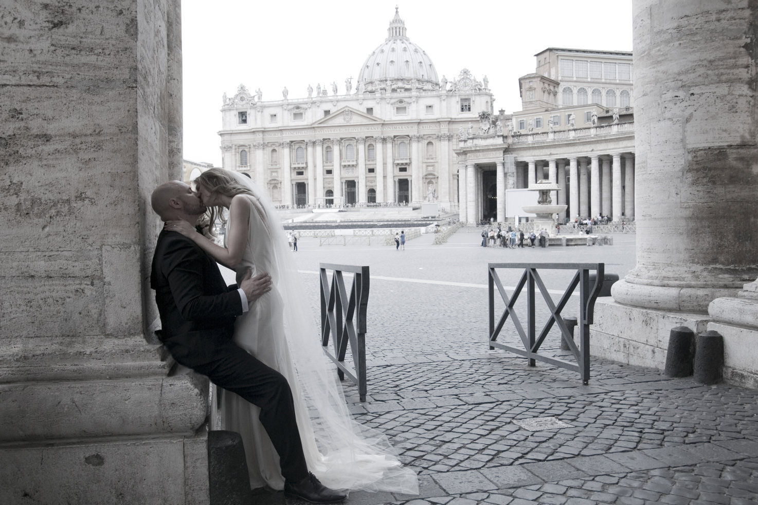 Dating while married in Rome