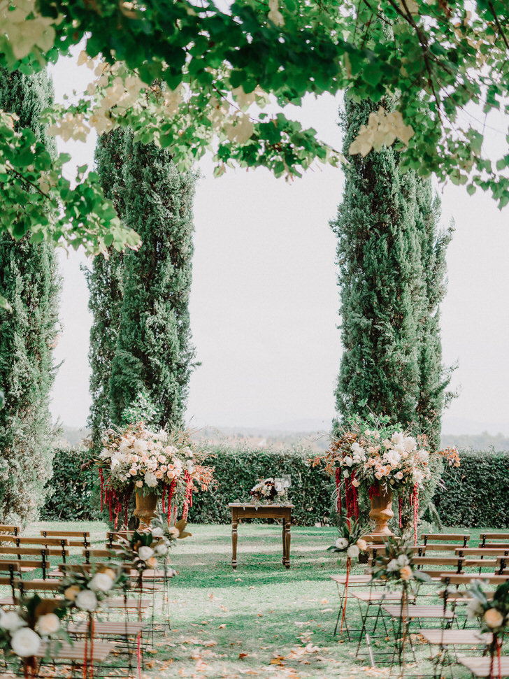 Outdoor wedding ceremony at Il Borro