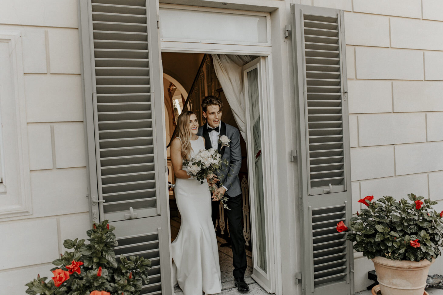 Arrival of the bridal couple