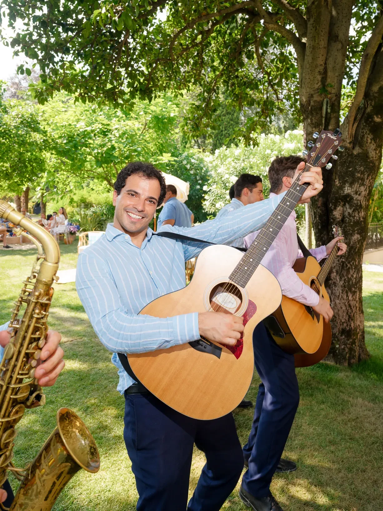 Live Musicians at wedding Brunch on Lake Como
