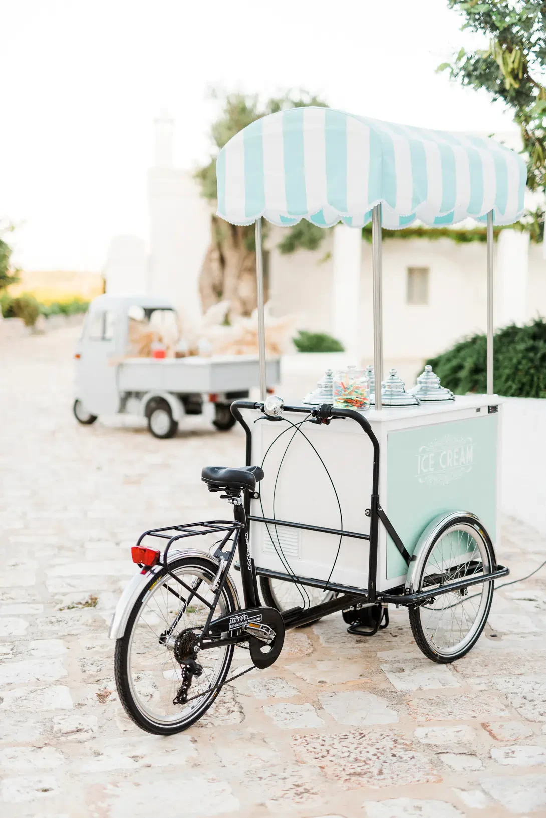 Gelato cart for wedding in Puglia