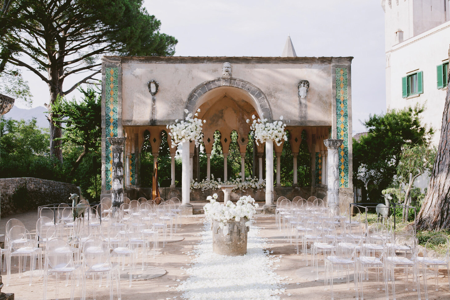 White flowers for ceremony decoration