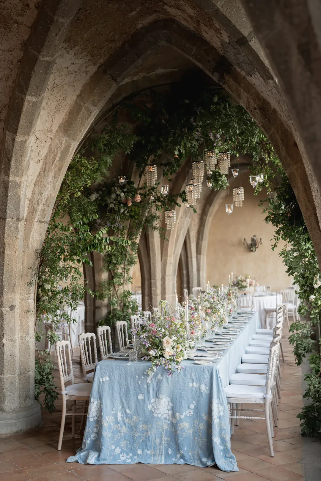 tablesetting and floral decors for wedding dinner in villa cimbrone