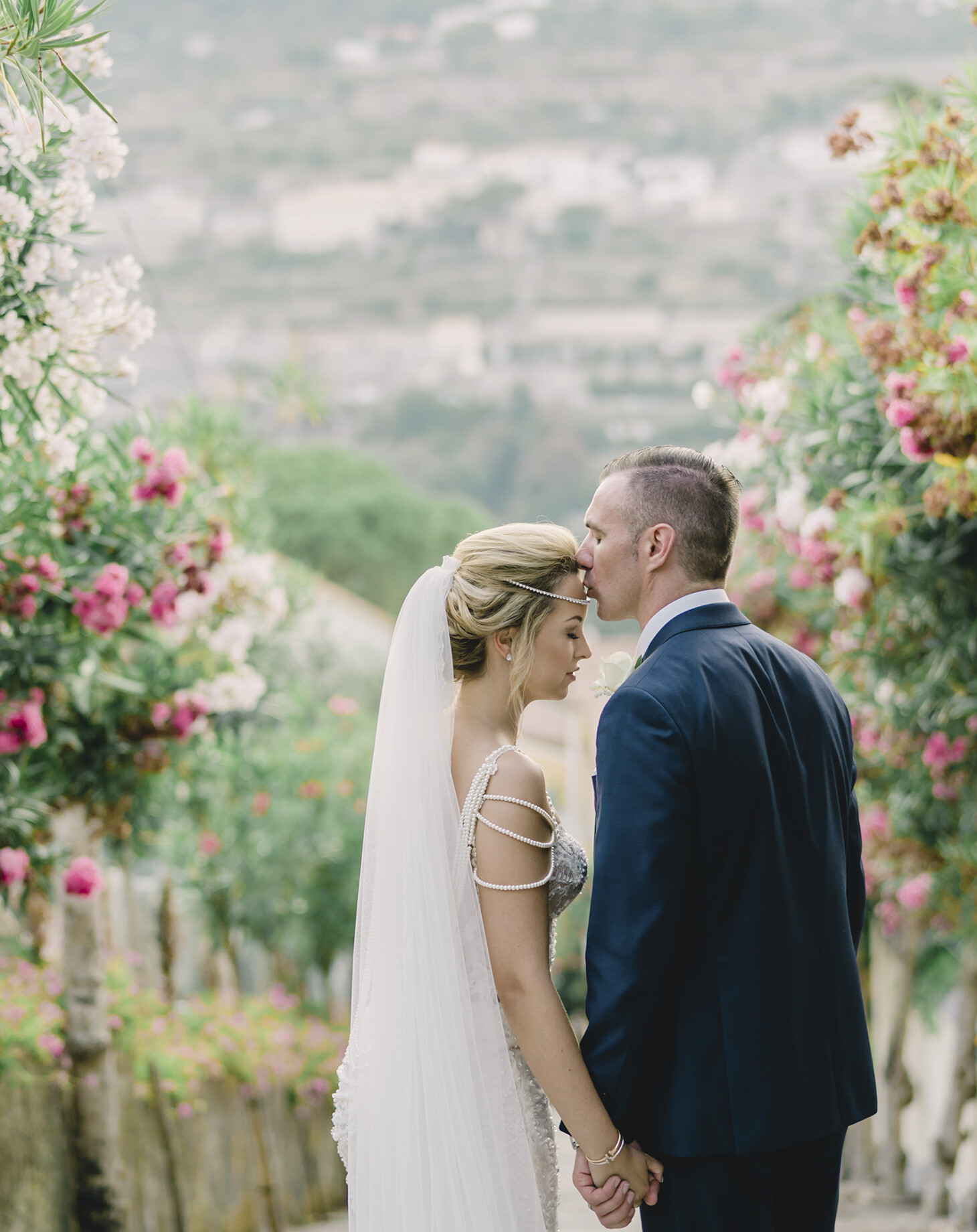 Emma and Sean, Catholic wedding in Ravello