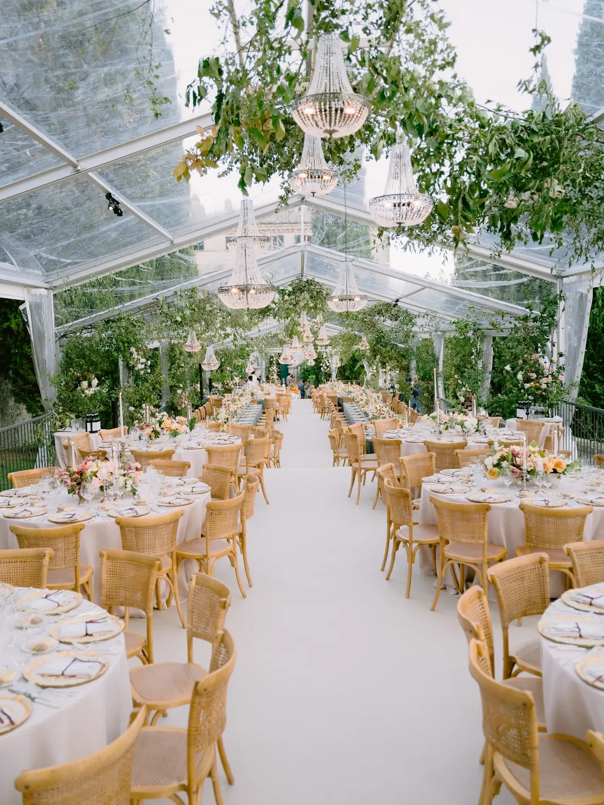 wedding tablesetting in Villa Cetinale