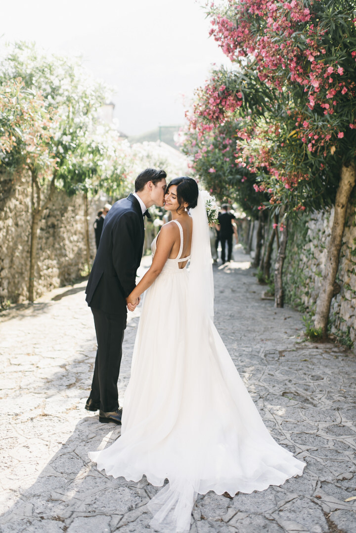 Bride and groom in Ravello