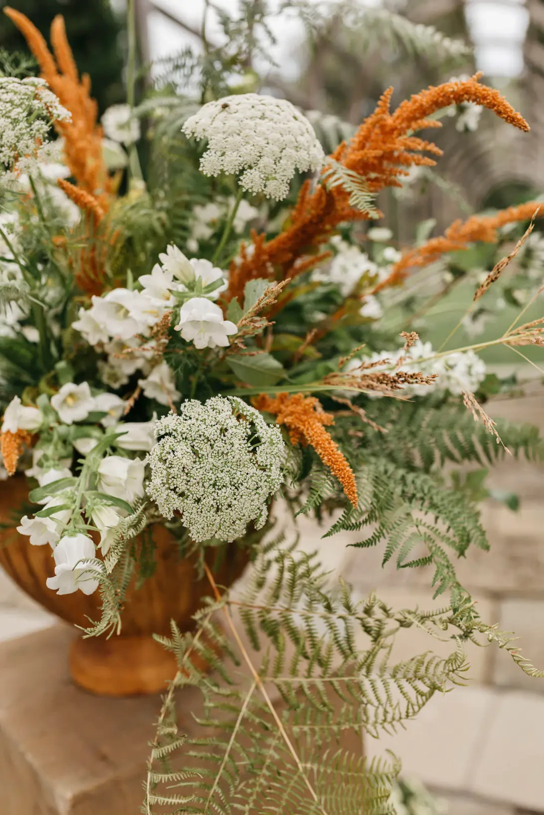 Flowers in white and orange