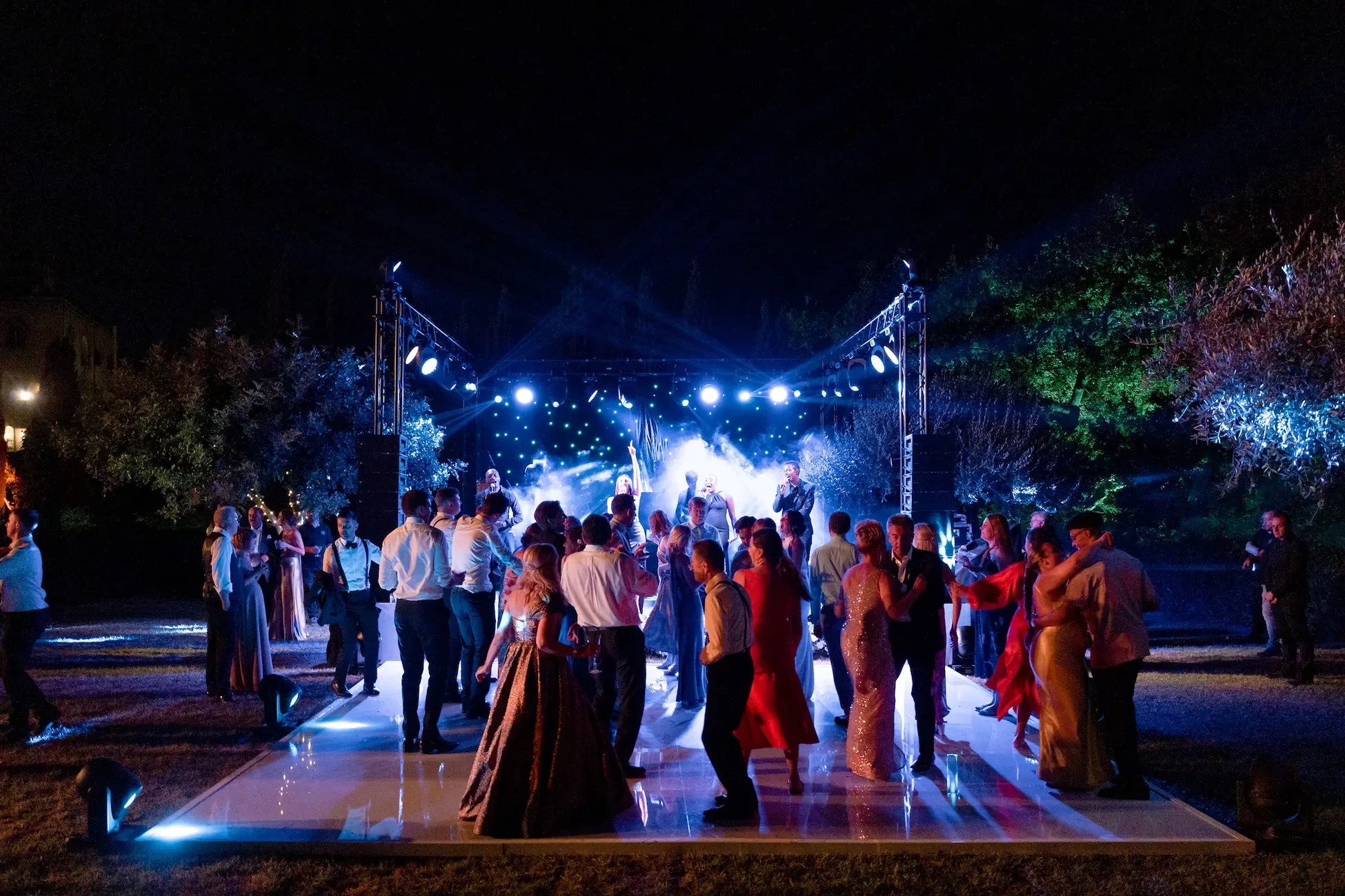 wedding Celebration party at night in villa cimbrone in Ravello