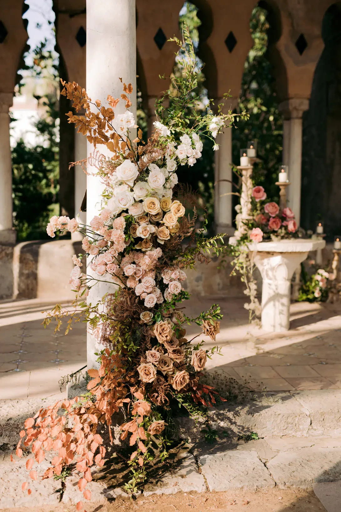 Ceremony decorations in pink, yellow and brown
