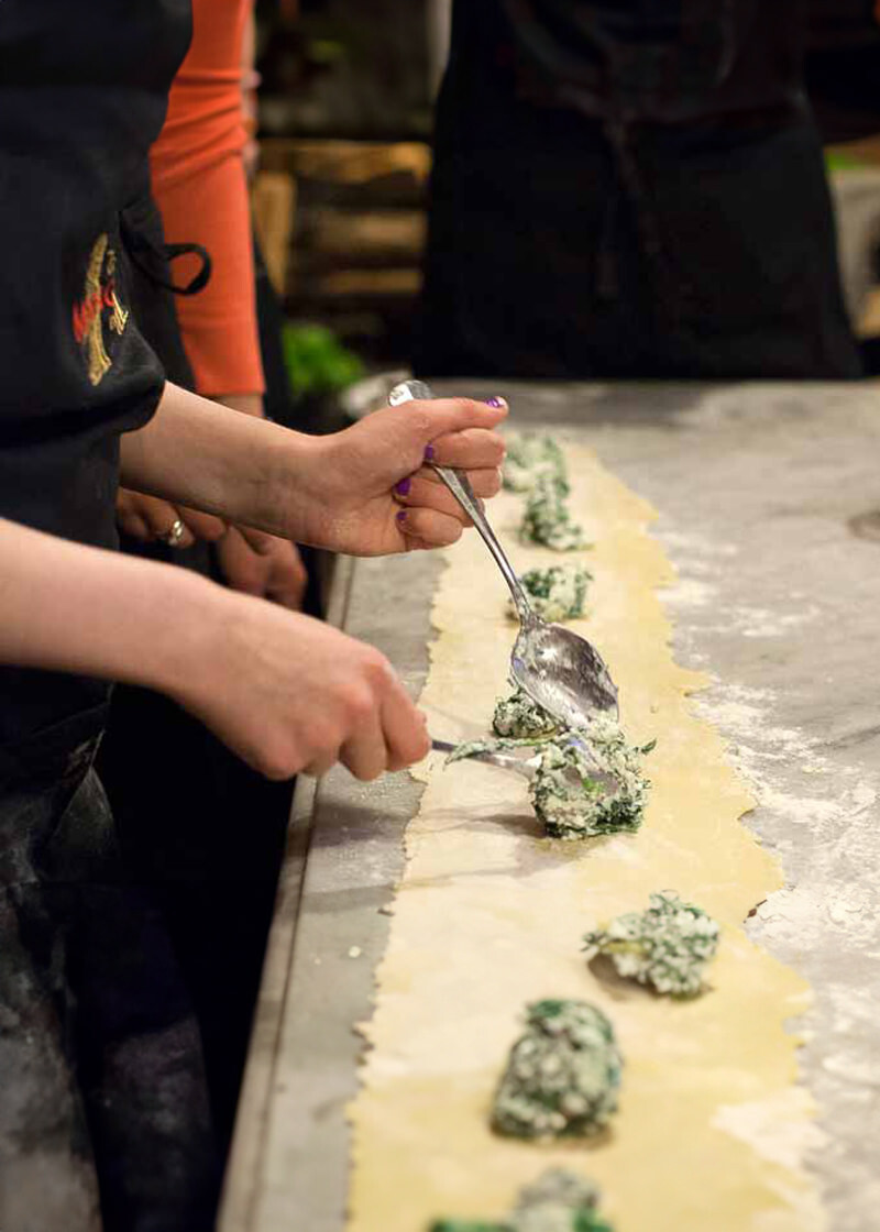 Wedding activities: discover Italian cuisine with cooking classes