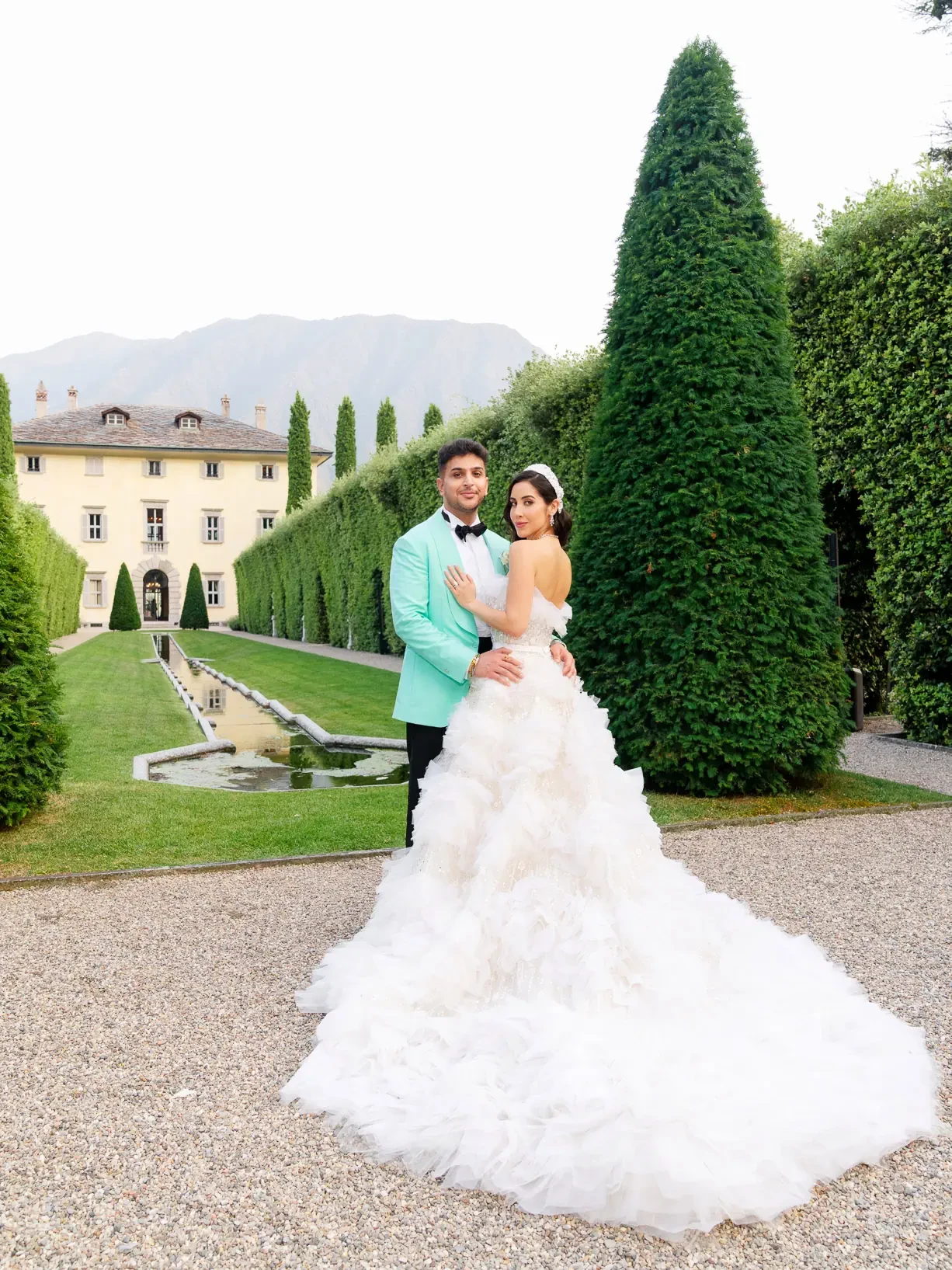 Bride and Groom portrait in Villa Balbiano on Lake Como