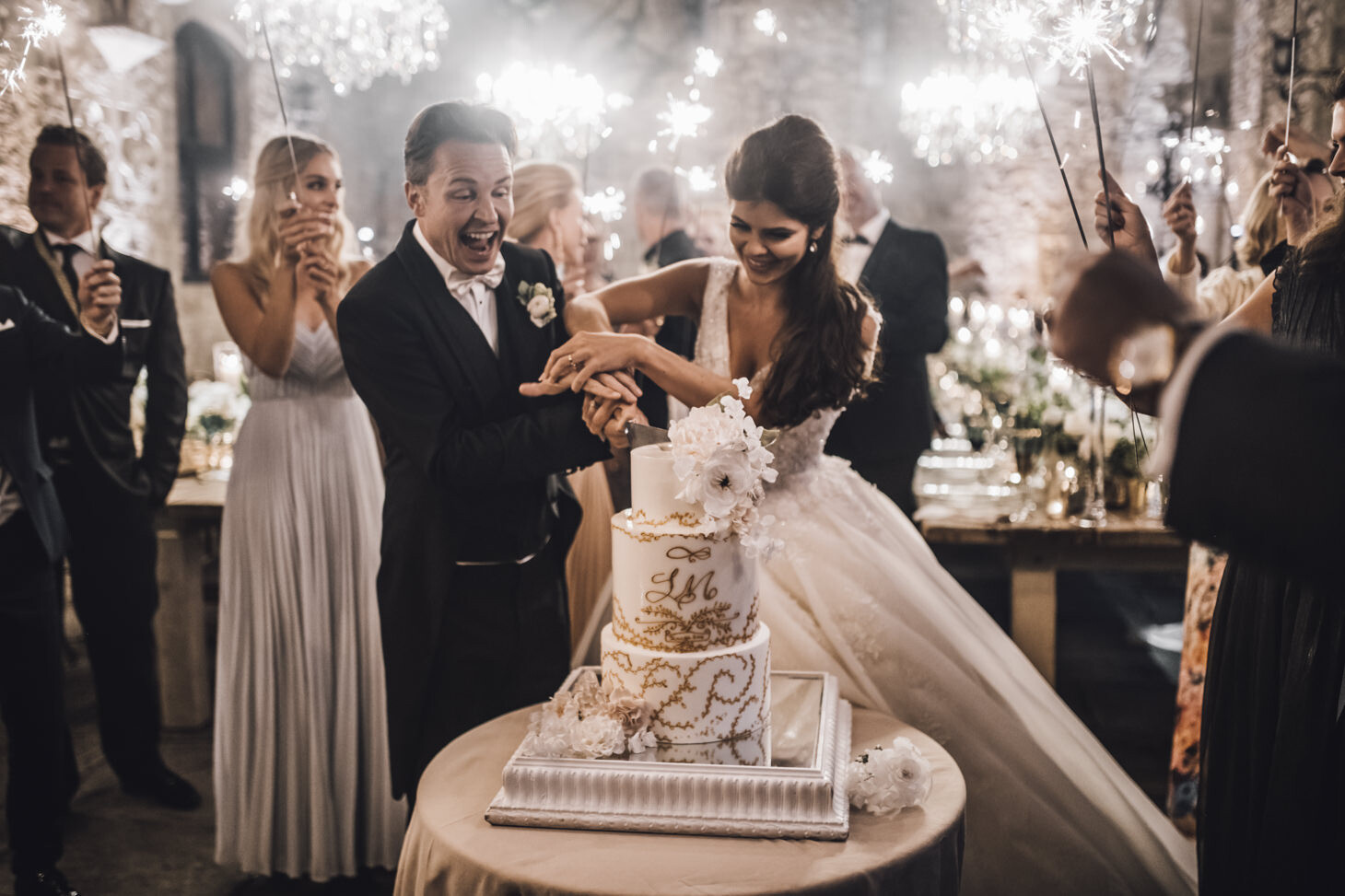 Cutting of the cake at Vincigliata Castle