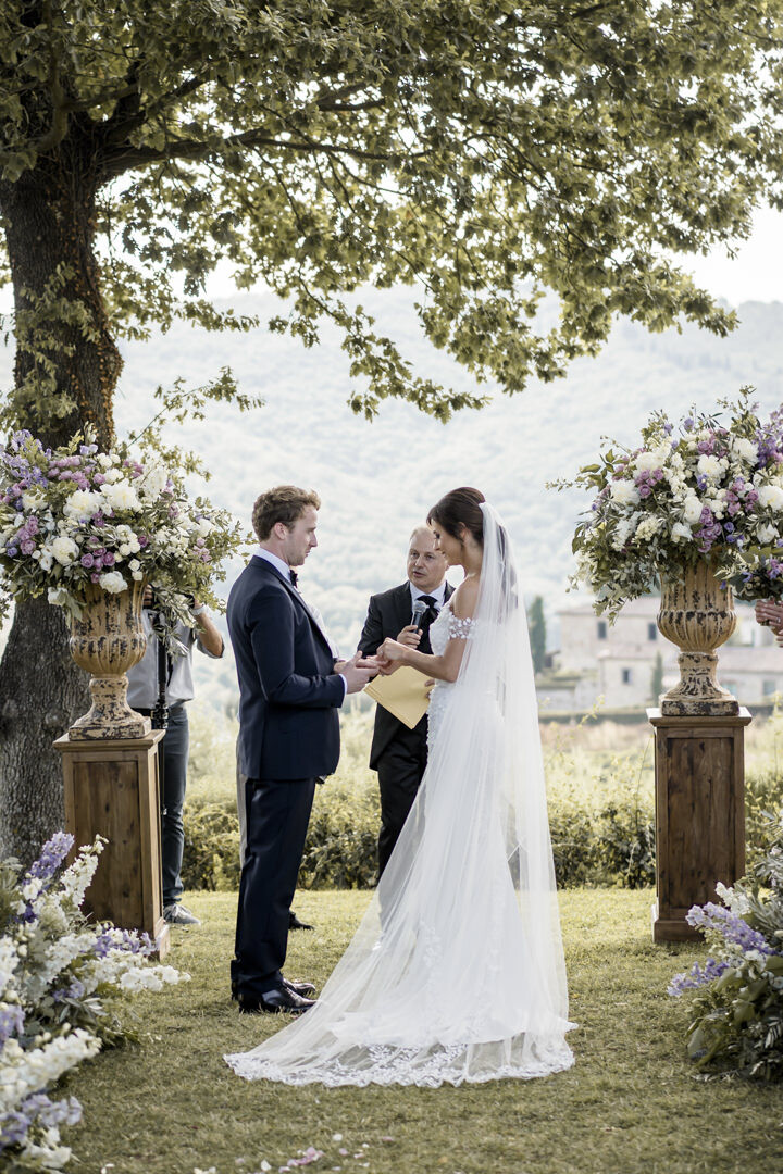 Outdoor wedding ceremony at Castello di Meleto