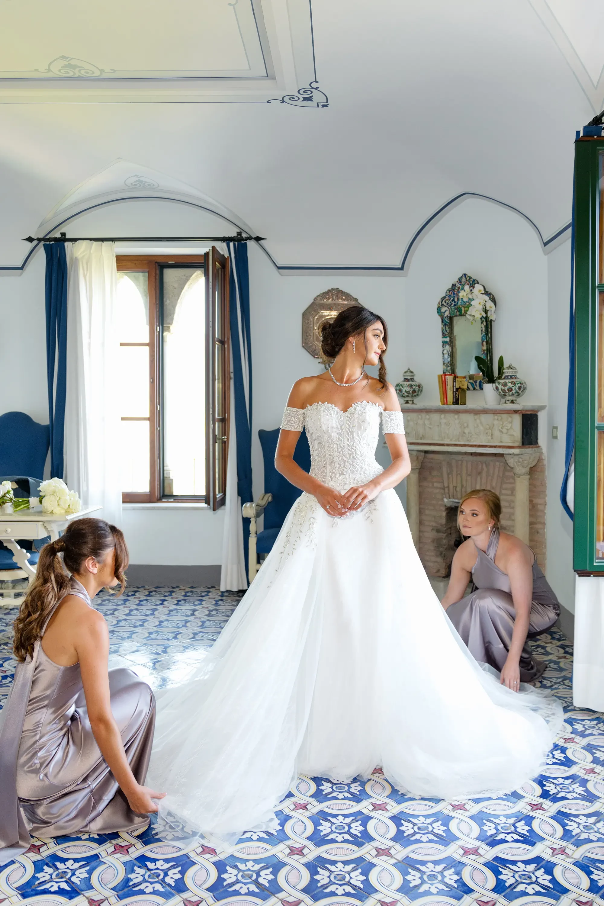 Bride preparing for the wedding ceremony in Ravello