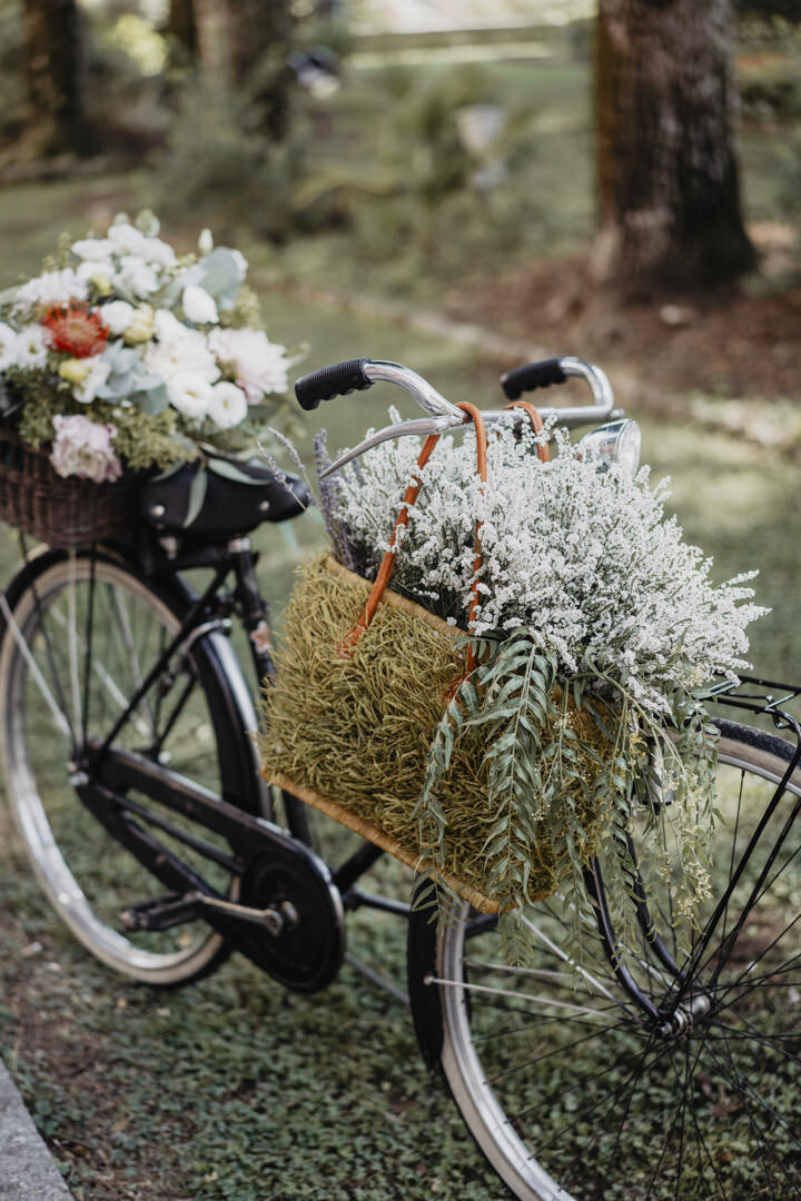 Bicycle decorated with flowers
