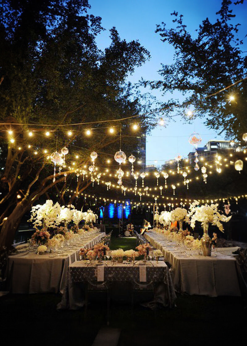 Crazy for candles at Italian weddings