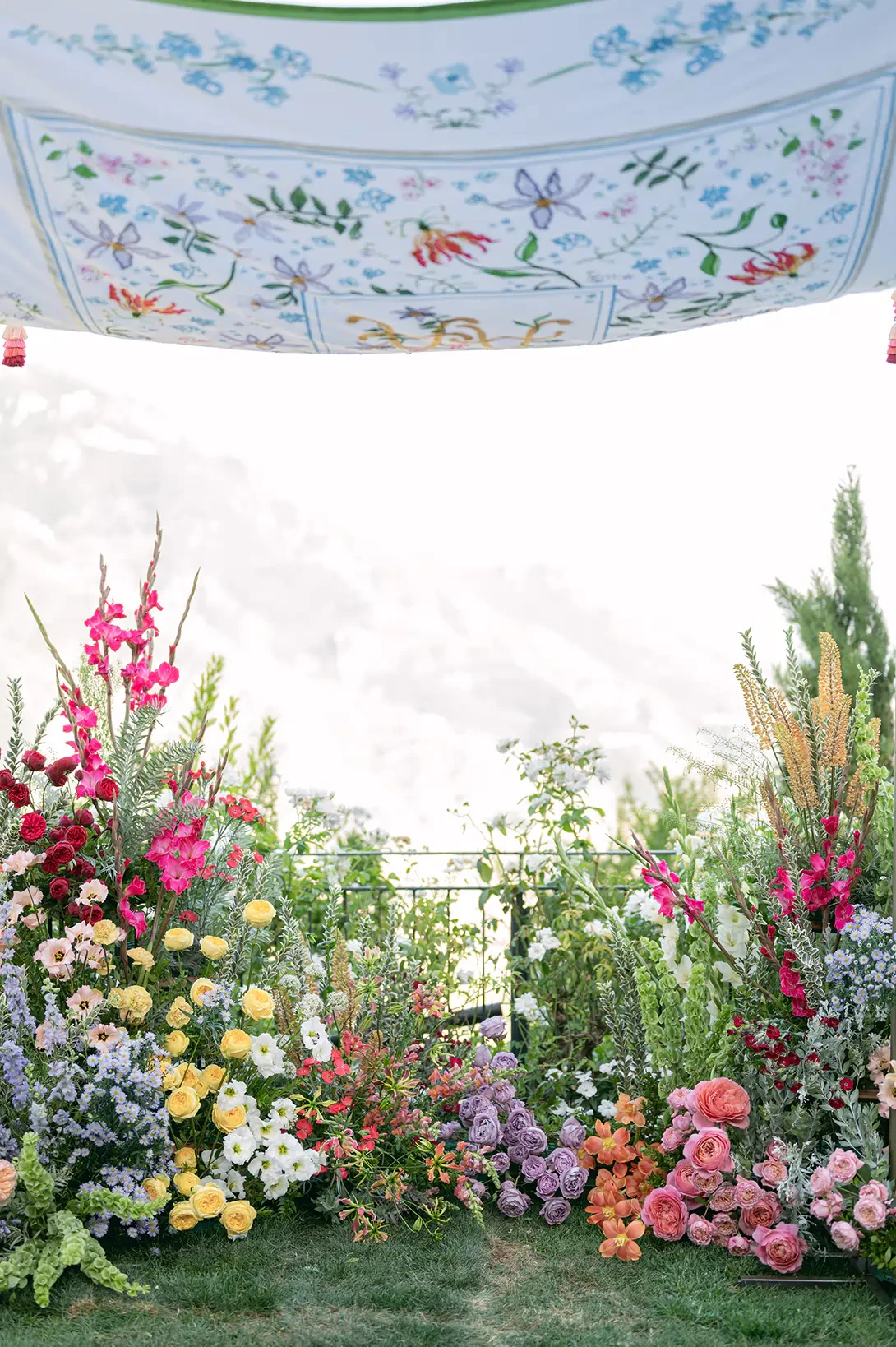 Hand-embroidered Chuppah for wedding in Ravello