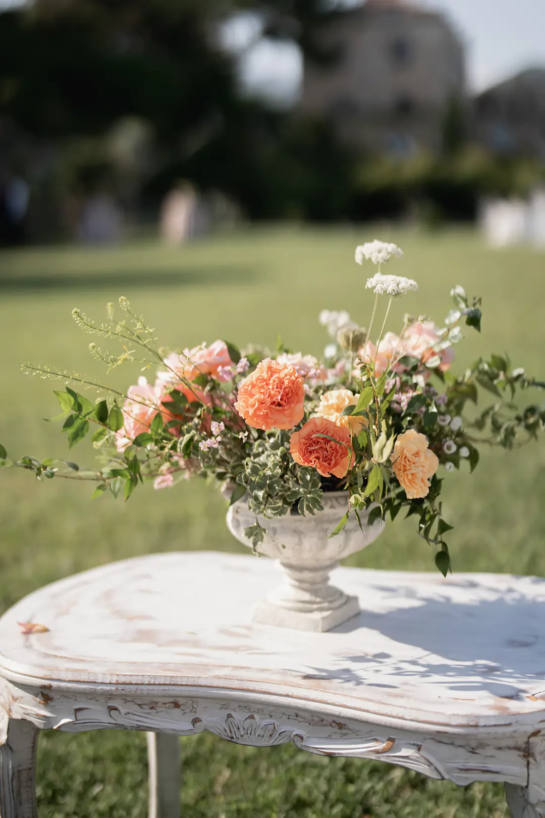 Floral decorations before the wedding in the gardens of Villa Cimbrone in Ravello