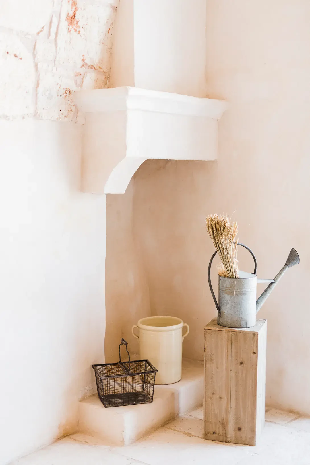 Interior of Masseria Le Carrube in Puglia