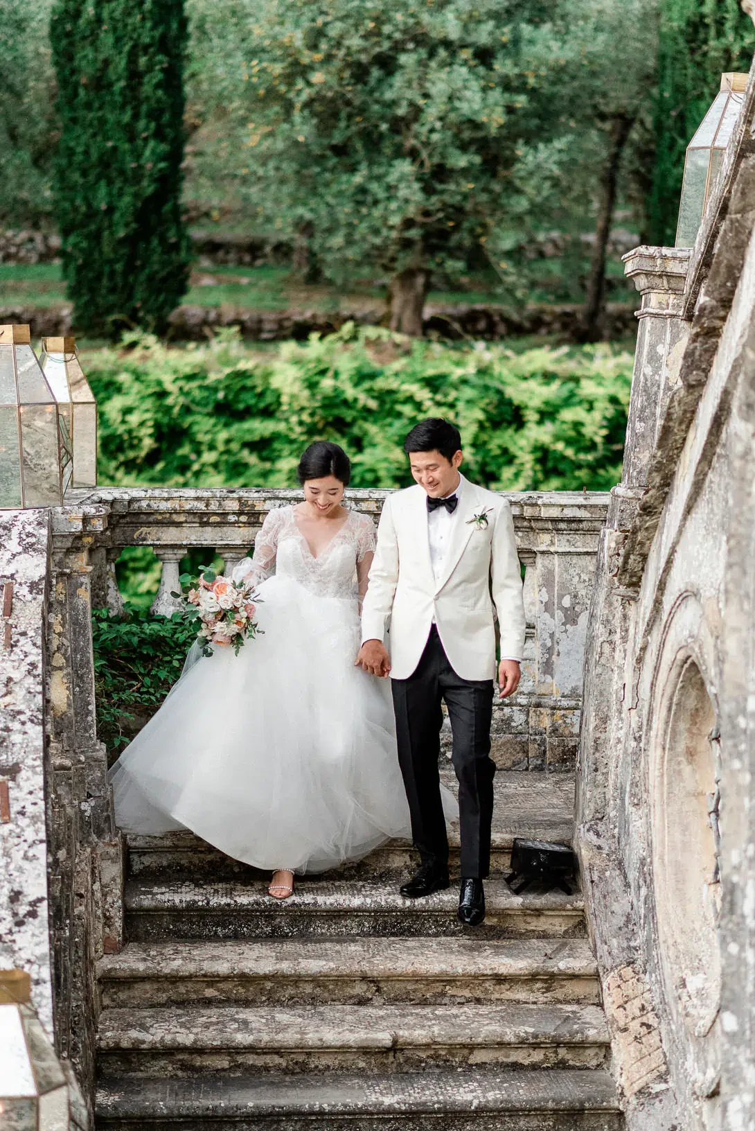 Bride and groom arriving at the reception